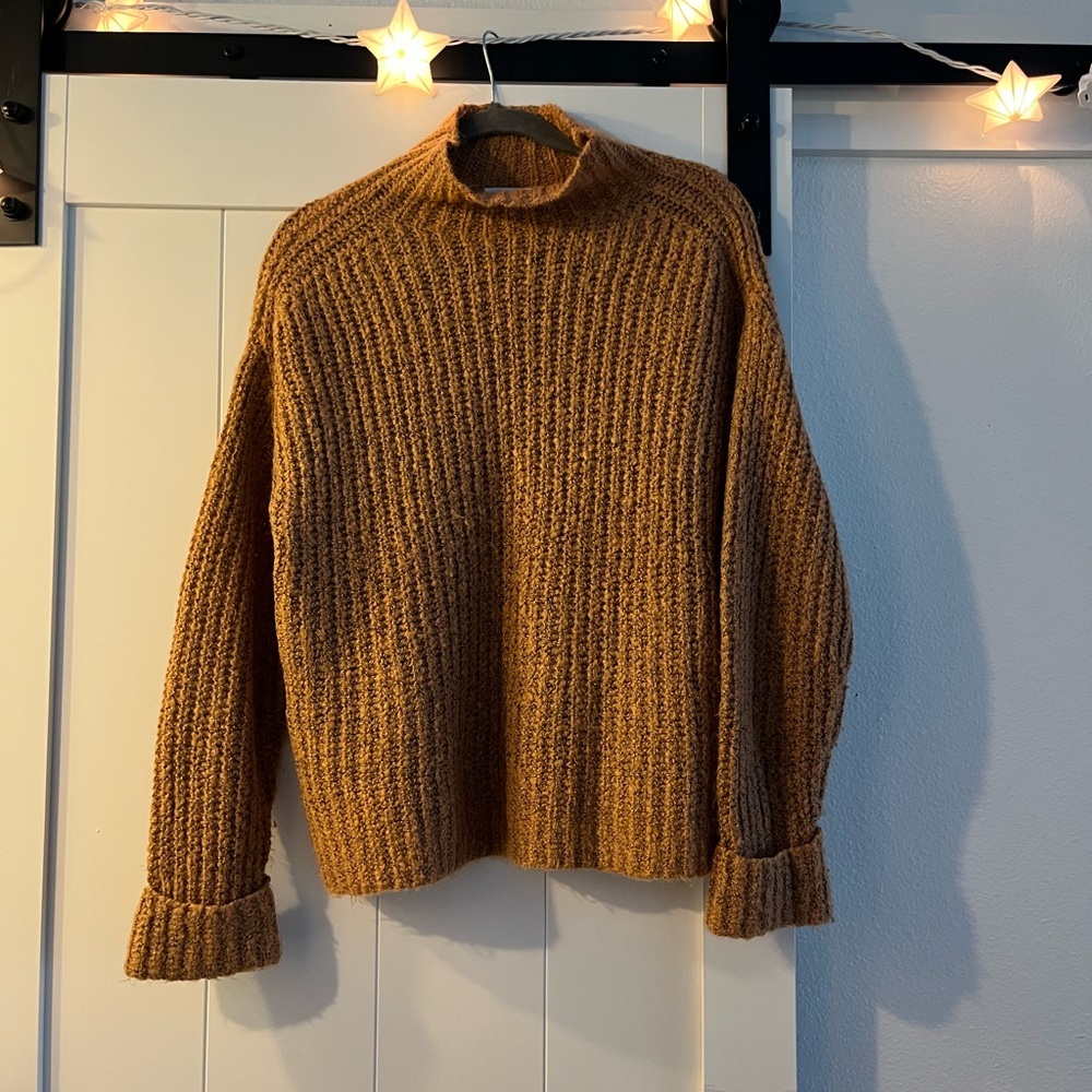 Abound Mock Turtleneck Tan Knit Sweater (L)